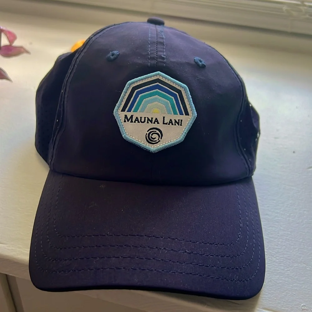 Mauna Lani golf cap/baseball hat